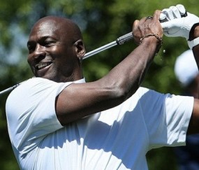 金年会金字招牌信誉至上乔治：我打高尔夫被网友喷 谁会24小时都工作 乔丹也打啊