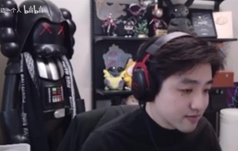 金年会少说一百万！icon：问过T1的faker商务报价是多少，跟周深差不多