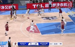 jinnianhui金年会😫得分真难啊！胡金秋篮下大帽范子铭&北京半节时间未得分