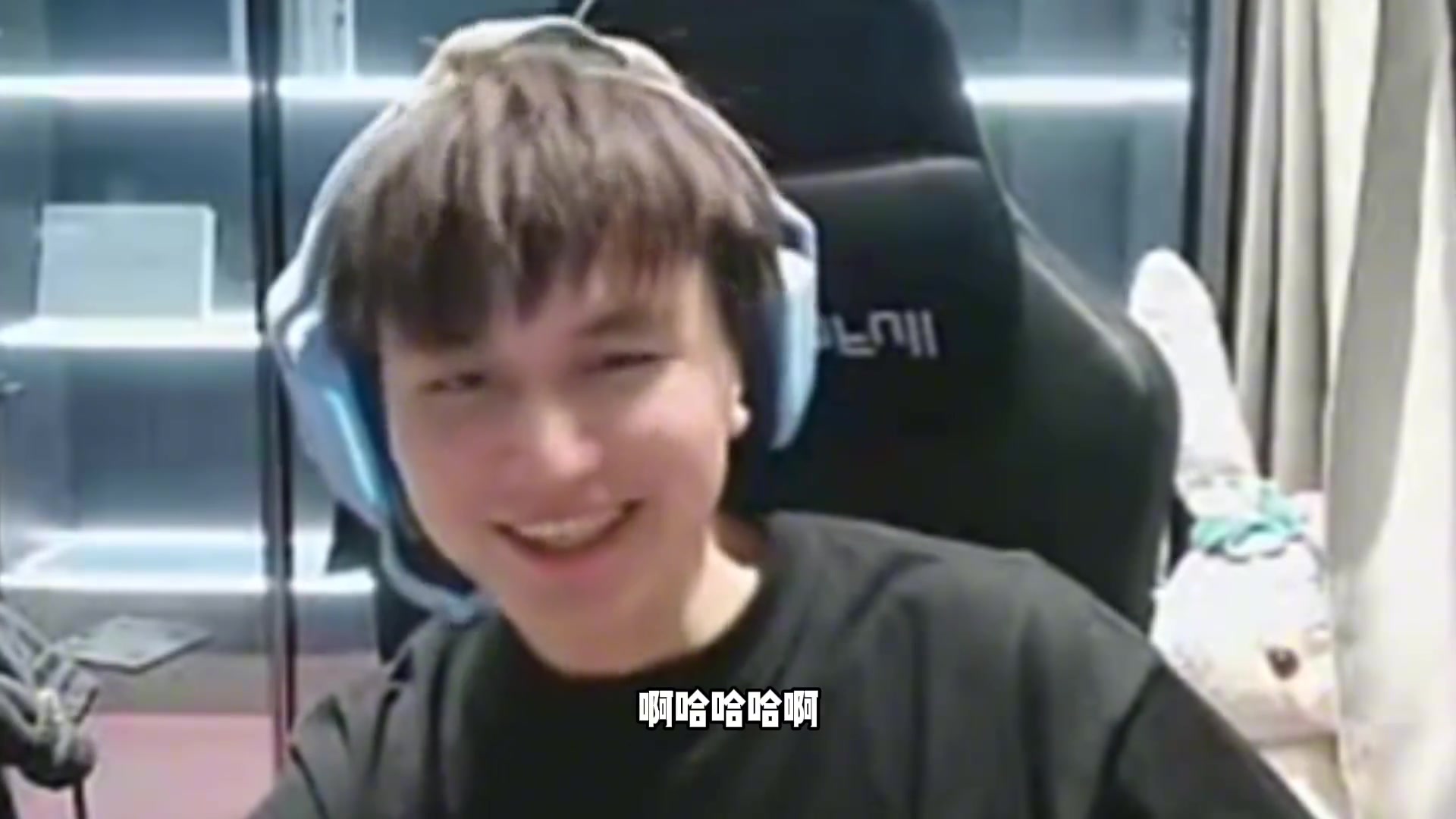 金年会金字招牌诚信至上Mark的六岁之谜终于揭晓！六岁的时候撞大运了 飞出去十米远