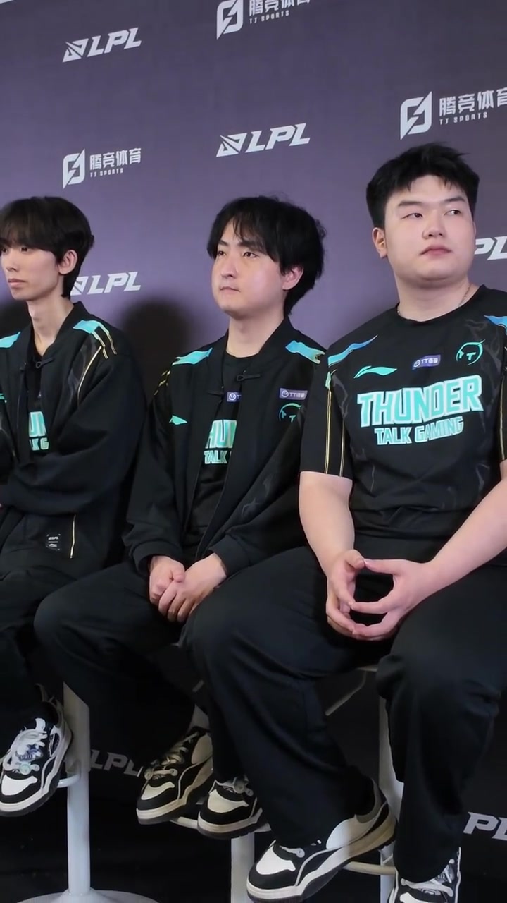 金年会金字招牌诚信至上第三赛段再来过吧！HOYA在接受群访时眼含泪光